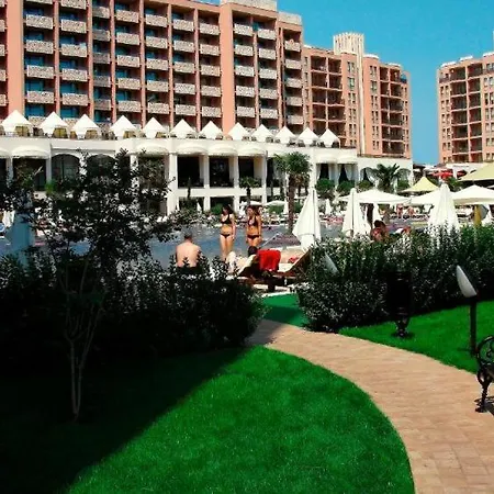 Grosses 55 Qm Mit Meerblick, Wlan Und Safe Inklusive * Sunny Beach